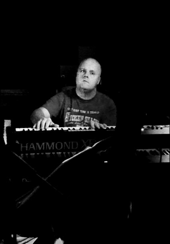 Martyn Beazley - Keyboards and Percussion