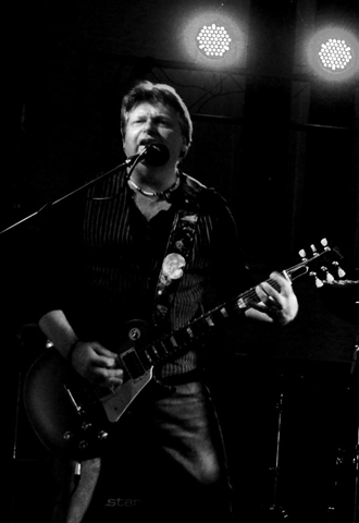 Steve Curtis - Guitars and Vocals